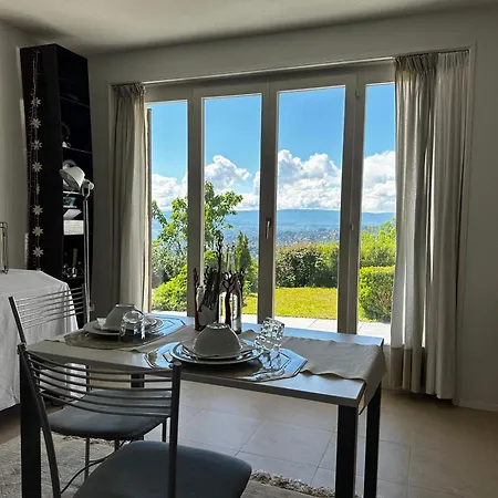 Lakeview Apartment-lavaux Апартаменты Гранво