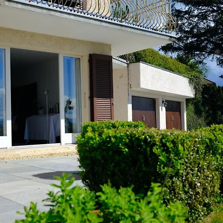 Апартаменты Lakeview Apartment-lavaux Гранво