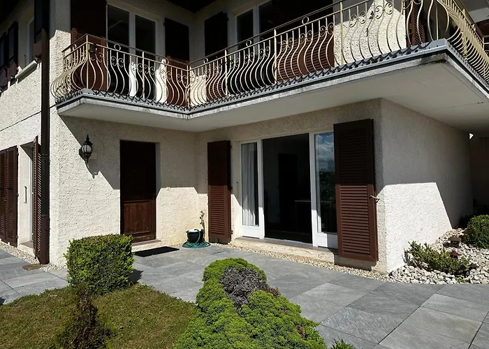 Lakeview Apartment-lavaux Апартаменты Гранво